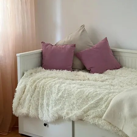 Cozy Work-friendly Flat With Backyard Near Forest Apartment Belgrade